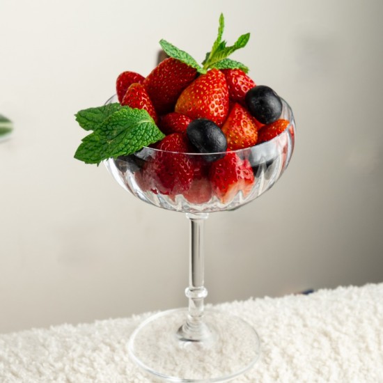 Клубника с голубикой