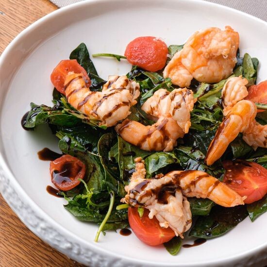 Салат с креветками