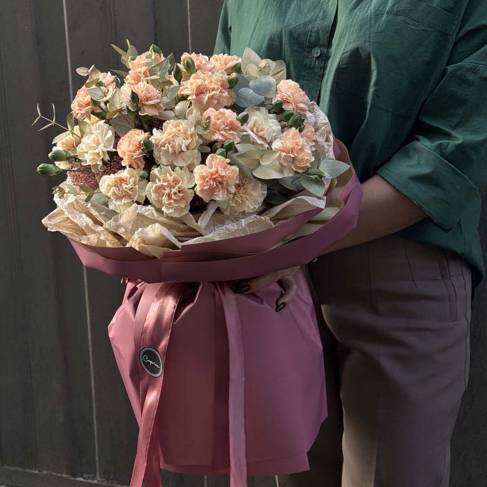 Букет «Euphrates» С гвоздиками