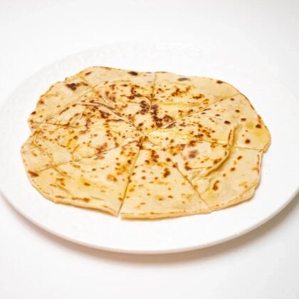 Сырная лепешка Четыре сыра