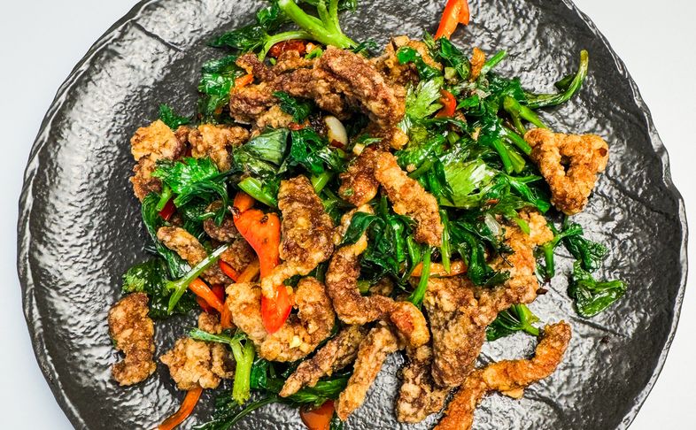 Хрустящая телятина в остром соусе