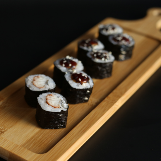 Мини с угрем