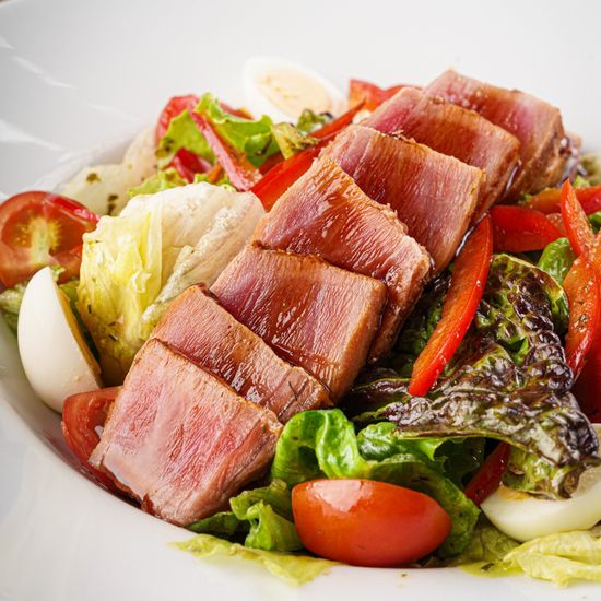 Салат с тунцом и сладким перцем