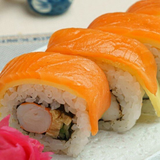 Лосось - манго