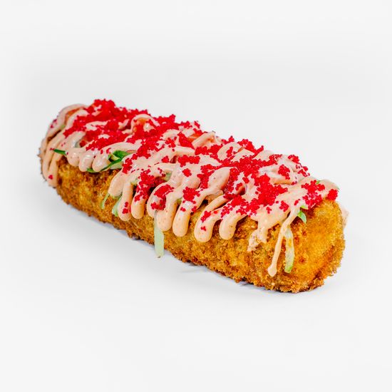 Дог-ролл с лососем