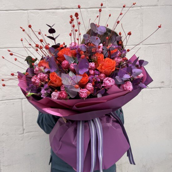 Букет «Magdalena» с розами