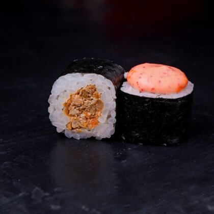 Мини-ролл с лососем терияки