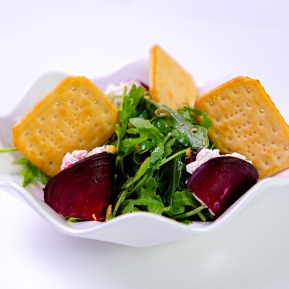 Салат свекольный с сыром Креметто