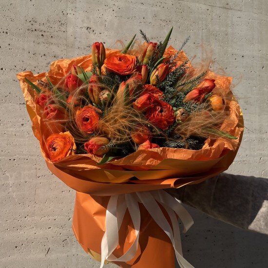 Букет «Liao» с тюльпанами