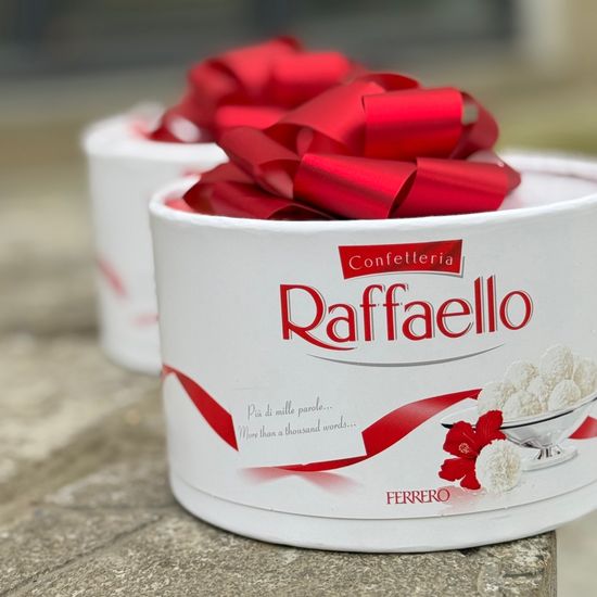 Конфеты кокосовые «Raffaello» 200г