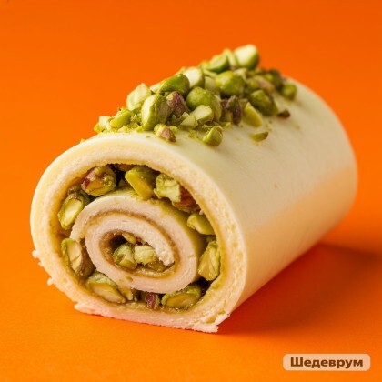 Фисташковый рулет