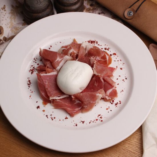 Моцарелла и прошутто