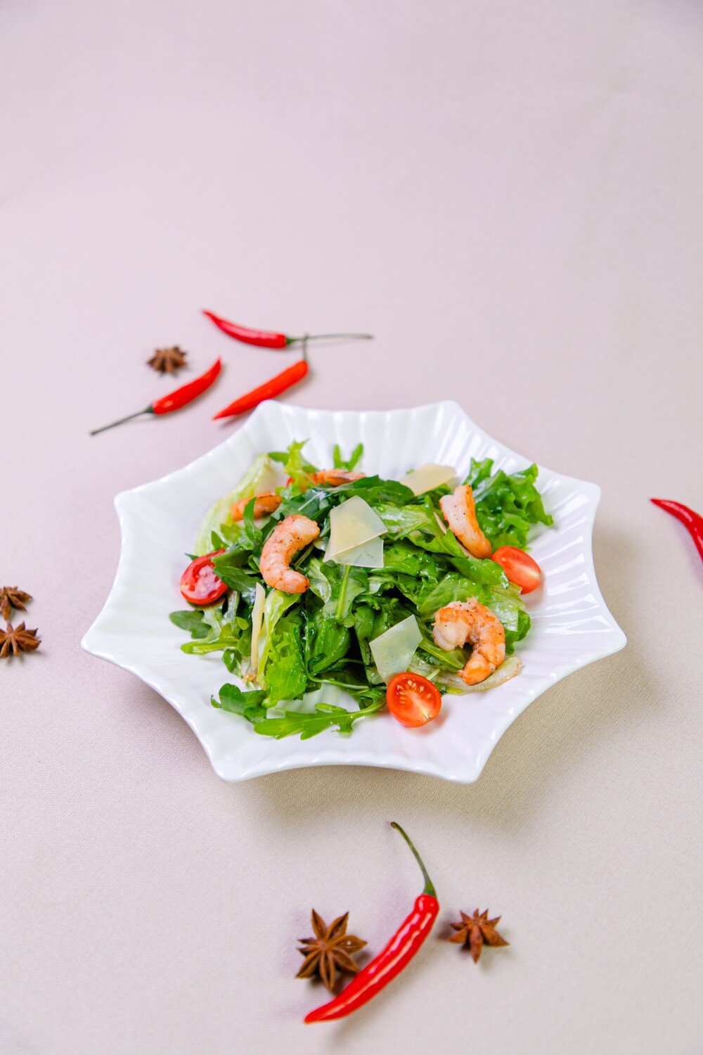 Салат Итальянский с жареными креветками