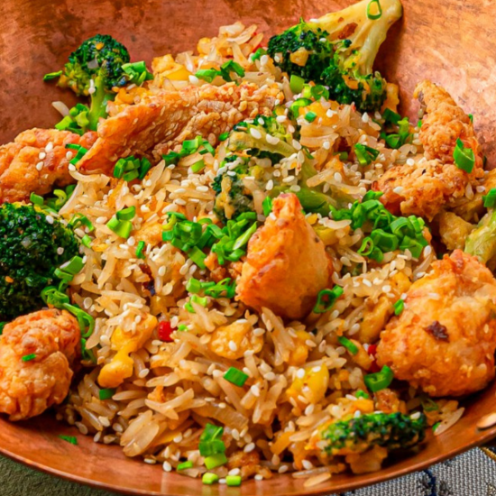 Жареный рис с  цыпленком