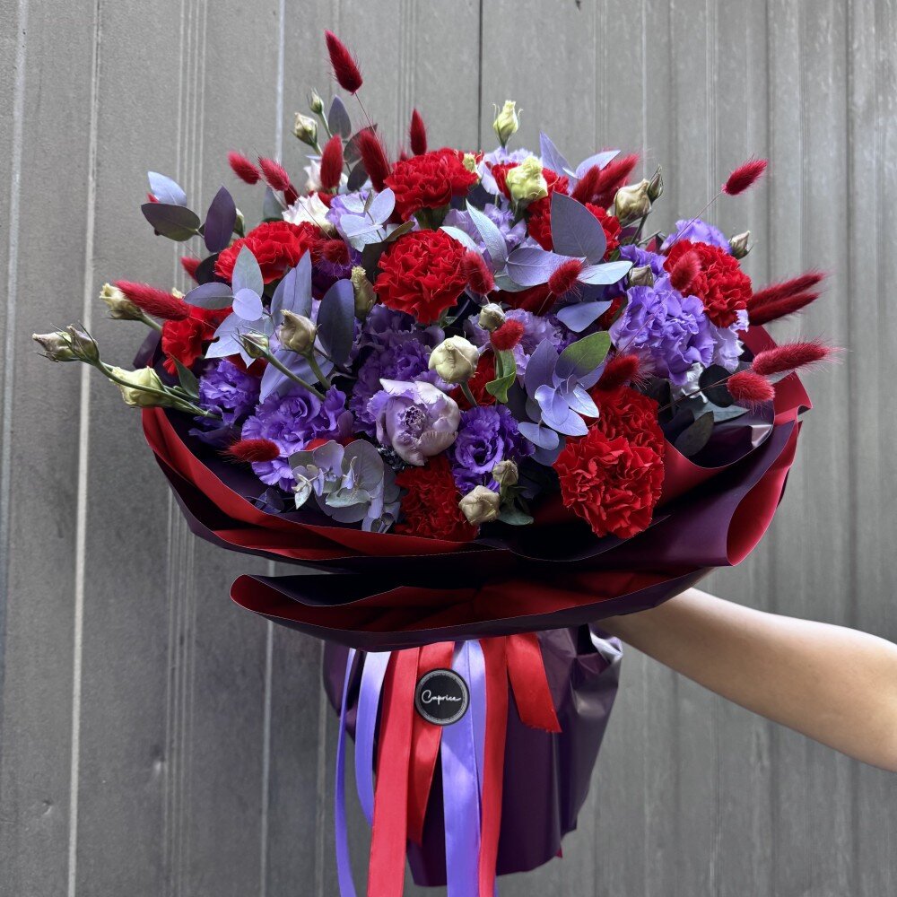 Букет «Volga» эустома и гвоздика