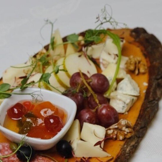 Ассорти из итальянских сыров