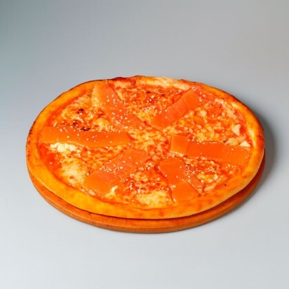 Пицца с лососем