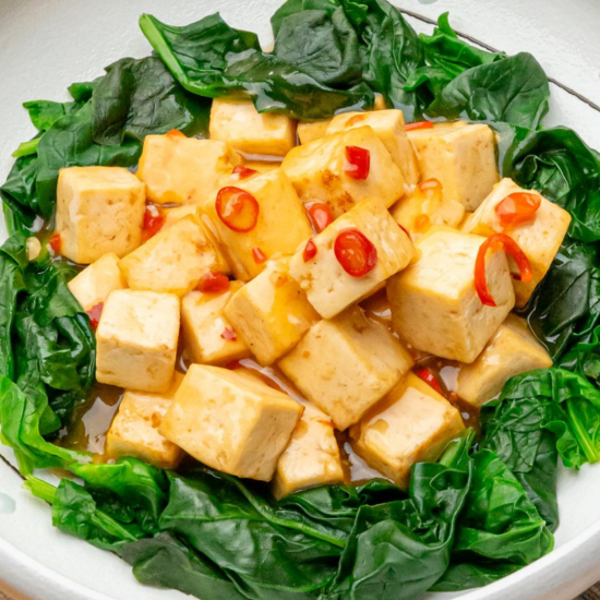 Тофу со шпинатом