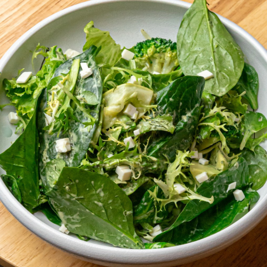 Зеленый салат