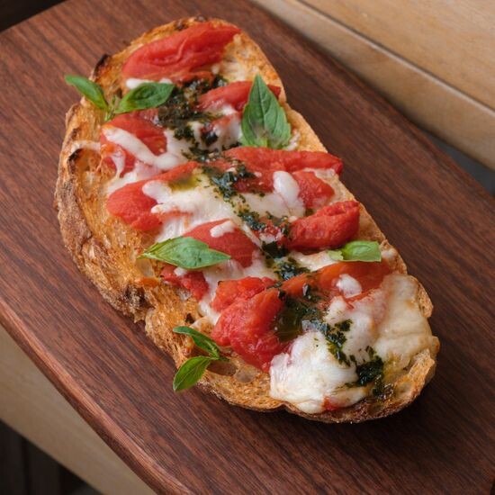 Брускетта Маргарита