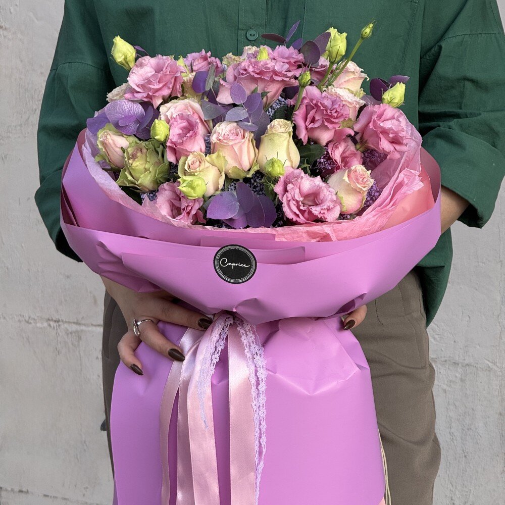 Букет «Lena» с розами и эустомой