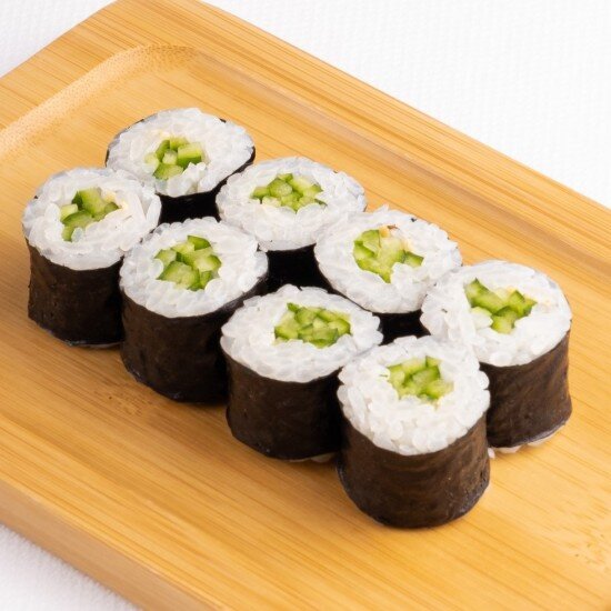 Хосомаки с огурцом