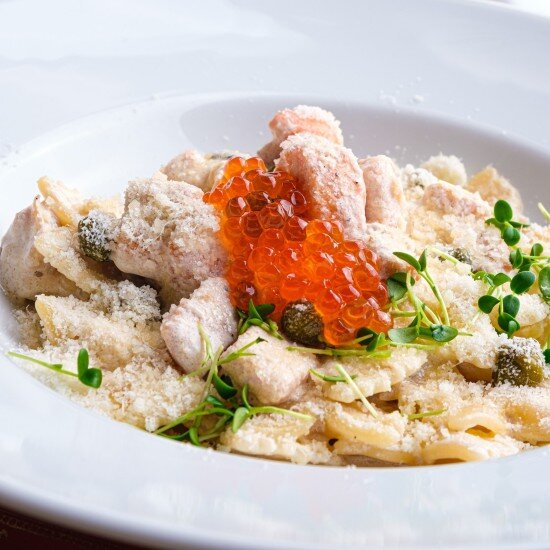 Сливочный с  лососем и красной икрой