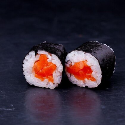 Мини-ролл с лососем