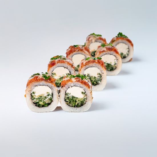 Тунец с ореховым соусом